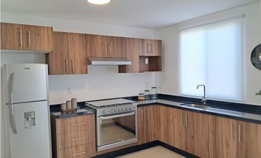 CASA EN VENTA EN CIUDAD MESETA QUERETARO GEH
