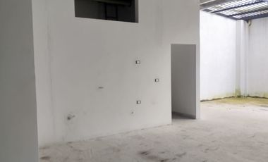 LOCAL COMERCIAL EN VENTA EN LA CEJA SECTOR SAN CAYETANO.