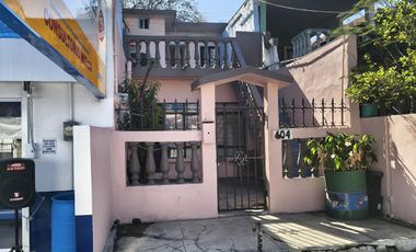 Casa en venta sobre Av. Chapultepec en zona comercial - Monterrey