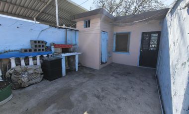 Casa en venta sobre Av. Chapultepec en zona comercial - Monterrey