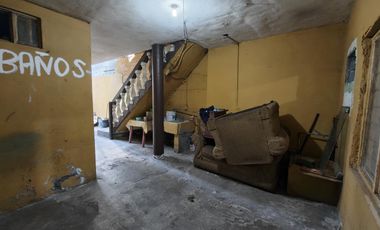 Casa en venta sobre Av. Chapultepec en zona comercial - Monterrey
