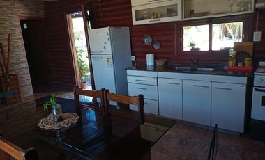 EN VENTA HERMOSA CABAÑA EN LA JUANITA A MTS DEL RÍO PARANÁ