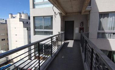 Monoambiente con balcón - Cochera - Saavedra - ALQUILER