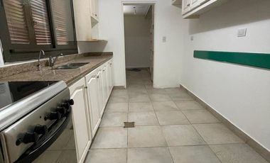 Recibe 100% menor - 3 Dormitorios - Casa venta en Cerro de las Rosas