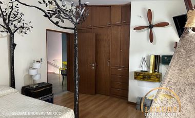 Lujosa Casa / Mansion de 7 Habitaciones en Las Fuentes, Zapopan, Jalisco