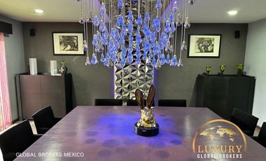 Lujosa Casa / Mansion de 7 Habitaciones en Las Fuentes, Zapopan, Jalisco