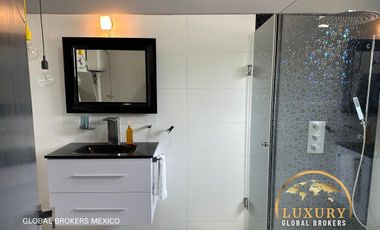 Lujosa Casa / Mansion de 7 Habitaciones en Las Fuentes, Zapopan, Jalisco