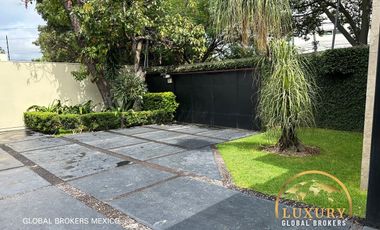 Lujosa Casa / Mansion de 7 Habitaciones en Las Fuentes, Zapopan, Jalisco