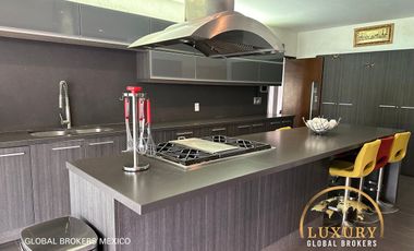 Lujosa Casa / Mansion de 7 Habitaciones en Las Fuentes, Zapopan, Jalisco