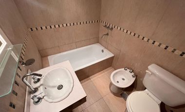 Departamento 2 ambientes VENTA Lomas de Zamora