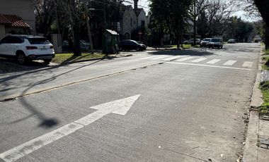 Chalet en 1 planta reciclado, jardín. La Lucila.