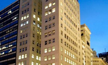 ALQUILER OFICINA  amoblada EDIFICIO COMEGA Av Corrientes y L N Alem cochera Vig24hs