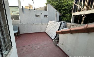 Venta Casa de 3 ambientes con cochera en Wilde