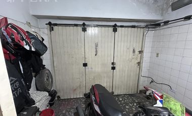 Venta Casa de 3 ambientes con cochera en Wilde