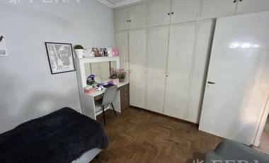 Venta Casa de 3 ambientes con cochera en Wilde