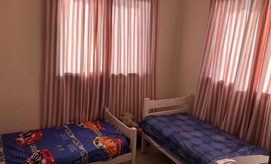 Casa en alquiler - 300 m2 - 5 ambientes