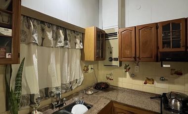 Casa de 2 dormitorios en venta en Capitan Bermudez