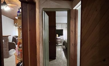 Casa de 2 dormitorios en venta en Capitan Bermudez