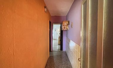 Casa de 2 dormitorios en venta en Capitan Bermudez