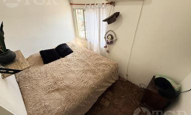 Venta Casa 5 ambientes con patio, terraza, balcon y comercio en Lanus.