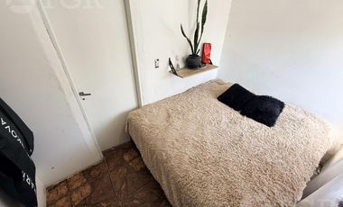 Venta Casa 5 ambientes con patio, terraza, balcon y comercio en Lanus.