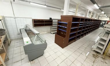 Casa en Benavidez con local en lote propio