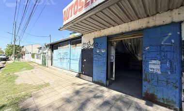 Casa en Benavidez con local en lote propio