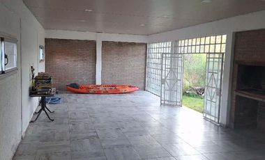 Casa de dos dormitorios con pileta en Unquillo