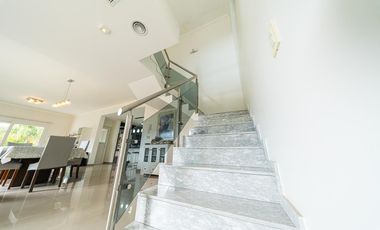 Vendo Exclusiva Casa en Country Kentucky – Funes