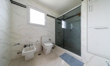 Vendo Exclusiva Casa en Country Kentucky – Funes