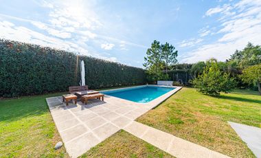 Vendo Exclusiva Casa en Country Kentucky – Funes