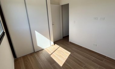 Dúplex Casa 3 Dormitorios A Estrenar Con Jardín en El Aljibe Pilar