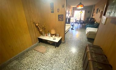 Departamento 4 ambientes VENTA Lomas de Zamora