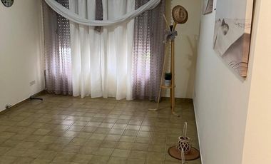 DEPARTAMENTO ALQUILER 2 AMB EN CAVOUR 3218 (LANUS OESTE)