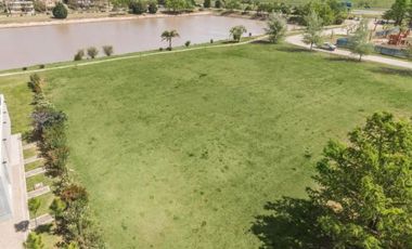 Terreno en  Puerto Roldán