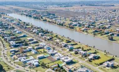 Terreno en  Puerto Roldán