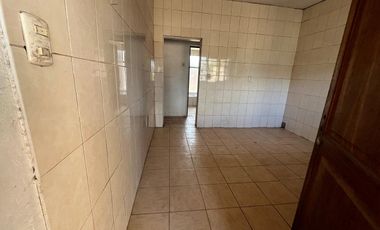 Se Arrienda Casa con gran terreno de 500 m2, apta uso comercial