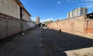Se Arrienda Casa con gran terreno de 500 m2, apta uso comercial