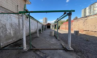 Se Arrienda Casa con gran terreno de 500 m2, apta uso comercial