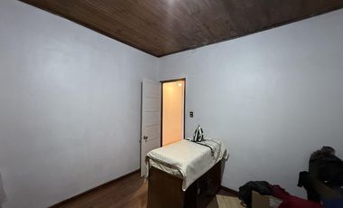 Se Arrienda Casa con gran terreno de 500 m2, apta uso comercial