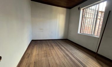 Se Arrienda Casa con gran terreno de 500 m2, apta uso comercial