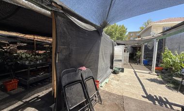 Se Arrienda Casa con gran terreno de 500 m2, apta uso comercial