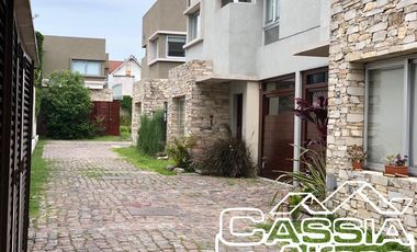 Casa - Banfield Oeste