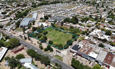 Terreno en Venta Juan B Justo - Apto Complejo Comercial