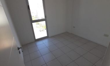 Alquilo Dpto. 1 dorm frente a Jefatura de Policia - Alberdi