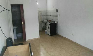Departamento en alquiler monoambiente en Sarandi