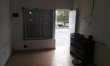 Departamento en alquiler monoambiente en Sarandi
