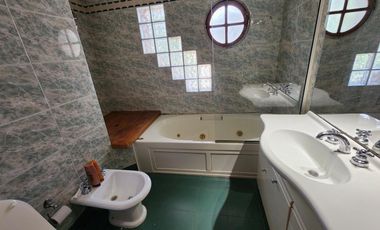 Alquiler Casa 3 Dormitorios   Dpto 1 dormitorio -  B° Manzanar - Arrayanes 1198 Cipolletti Rio Negro