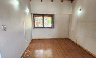 Alquiler Casa 3 Dormitorios   Dpto 1 dormitorio -  B° Manzanar - Arrayanes 1198 Cipolletti Rio Negro