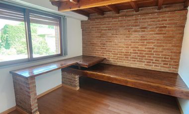 Alquiler Casa 3 Dormitorios   Dpto 1 dormitorio -  B° Manzanar - Arrayanes 1198 Cipolletti Rio Negro